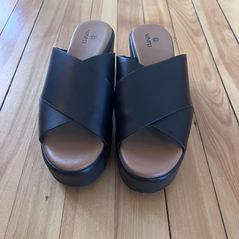 Susina Black Women's Mules